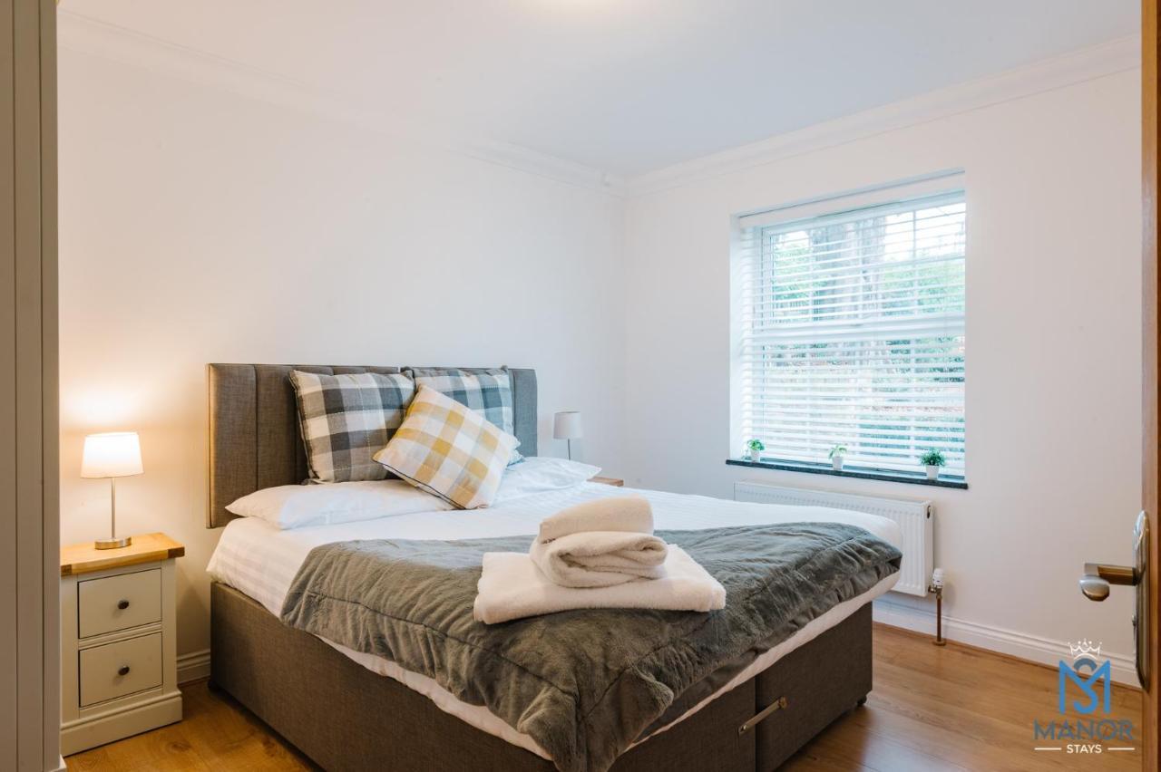 05Th Residence Of Lord Avenue Sleeps Five People Northampton Exterior foto